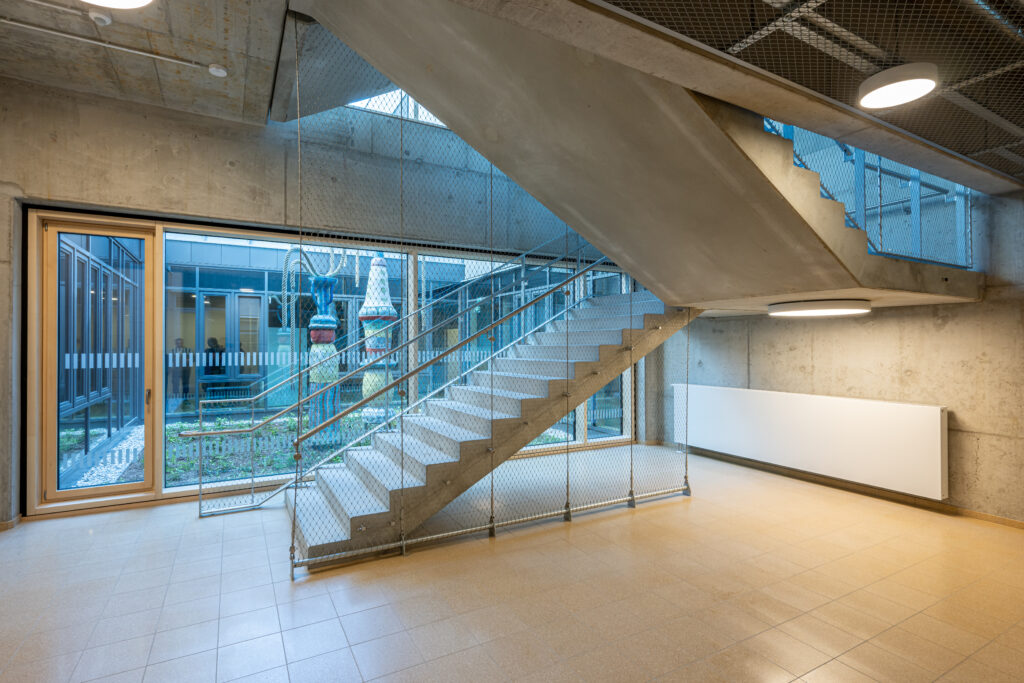 HOWOGE Bau-Erich-Kästner -Gymnasium,Erich-Kästner Straße 52, 12619 Berlin-Marzahn-Hellersdorf