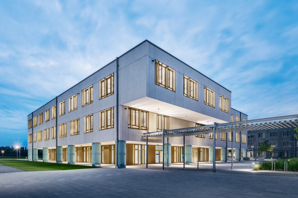 Gustav-Epple-Bauunternehmung-Campeon-München-Infineon_BA2_MLX702502