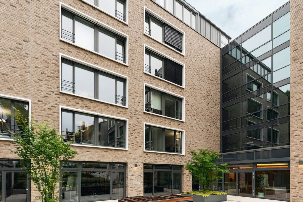 Gustav-Epple-Bauunternehmung-EHS-Stuttgart-MLX7215