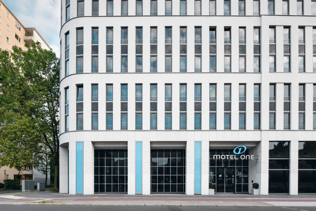Gustav-Epple-Bauunternehmung-Motel-One-Berlin-HBF-MLX6331