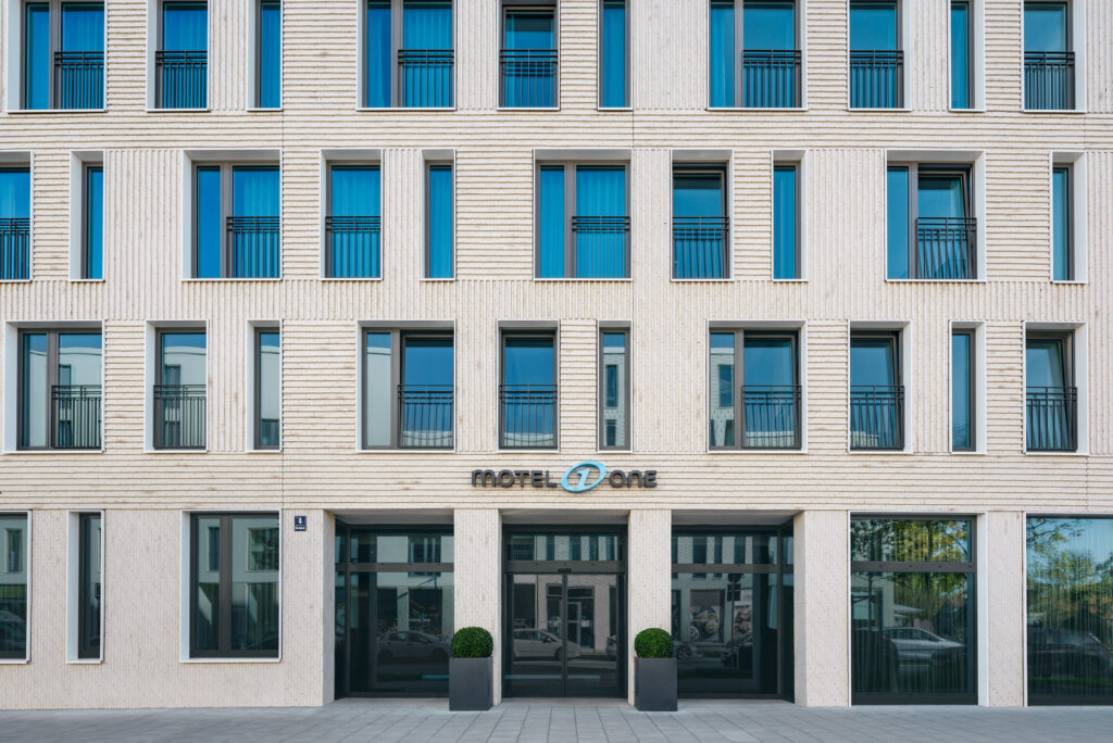 Gustav-Epple-Bauunternehmung-Motel-One-München-Olympiagate-MLX8572