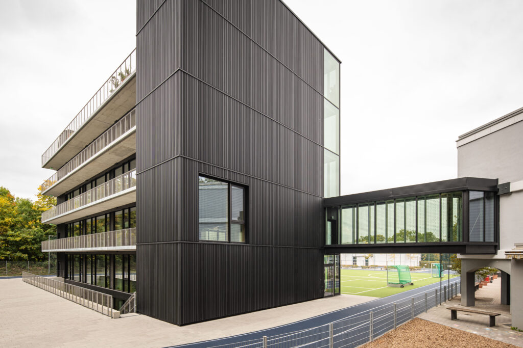 merz-schule-stuttgart-neubau-reichel-schlaier-architekten-gustav-epple-bauunternehmung-fotograf-max-leitner-02